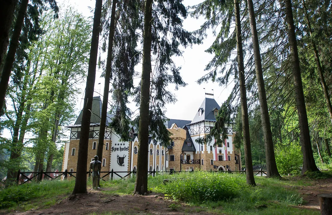 Zámek Lužec Spa&Wellness Resort-1